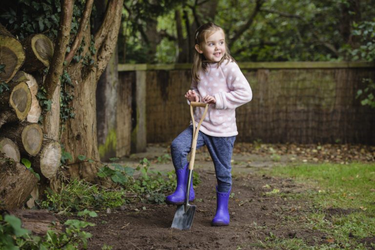 9 Great Gardening Ideas for Children
